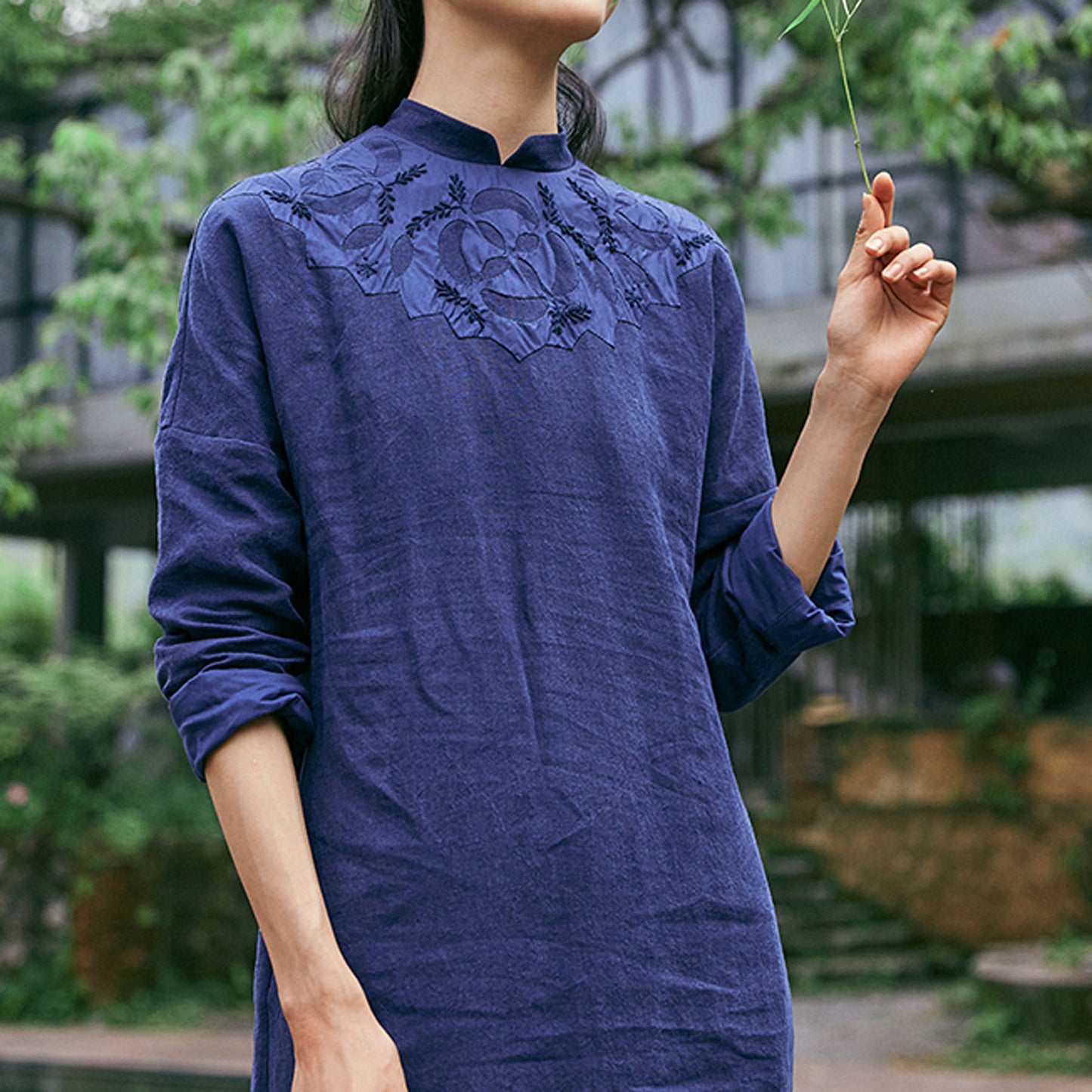 edoa Washed Linen Applique Qipao Dress
