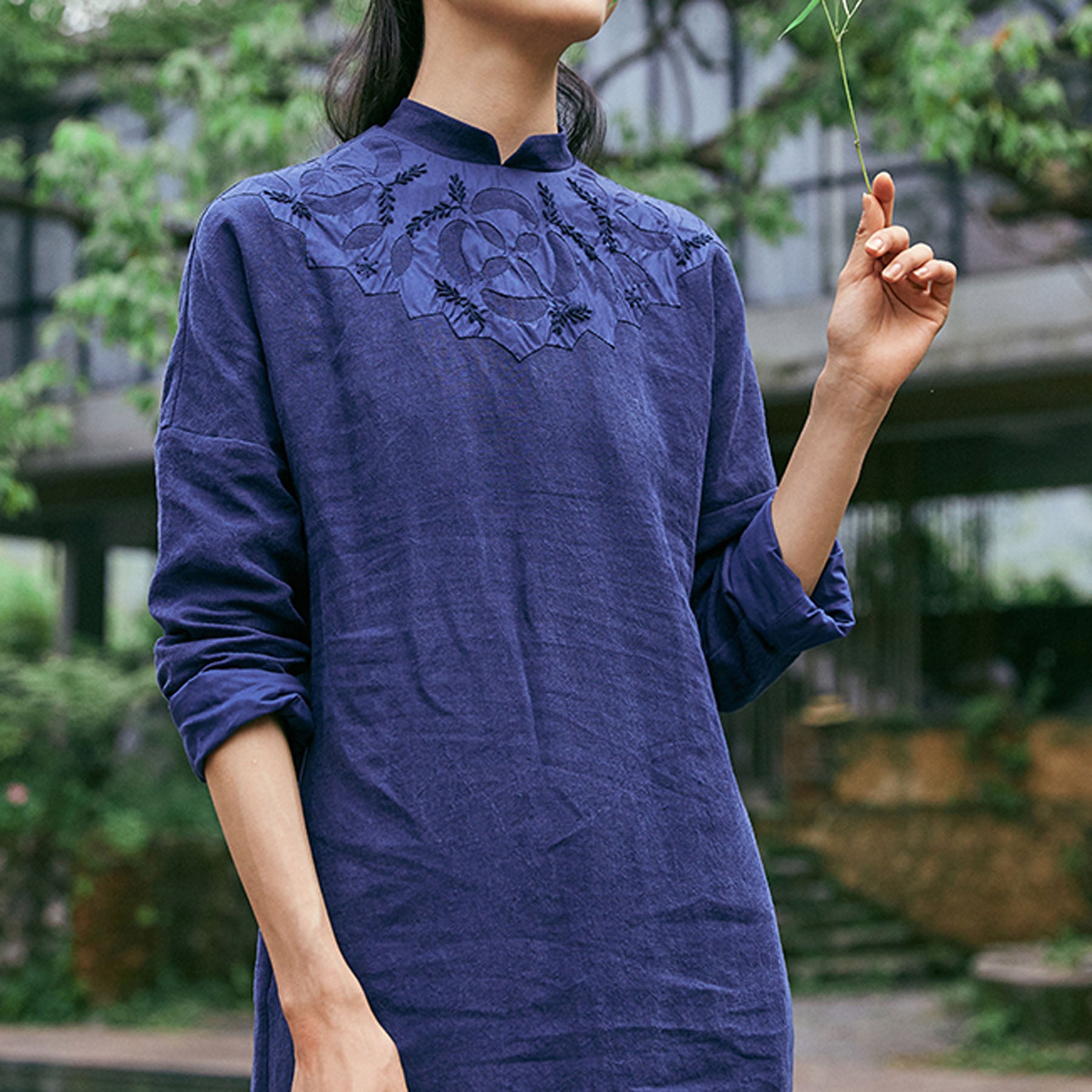 edoa Washed Linen Applique Qipao Dress