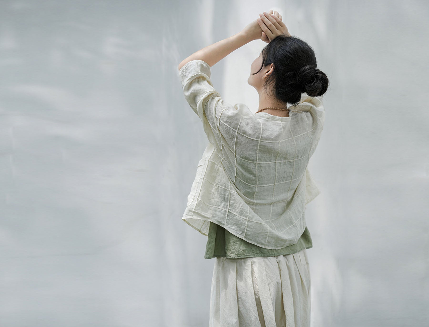 edoa Check Pin Tucked Thin Linen Shirt 