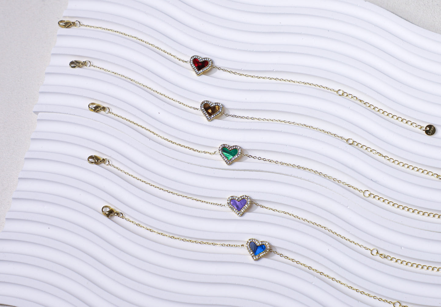 edoa Minimalist Heart Bracelet