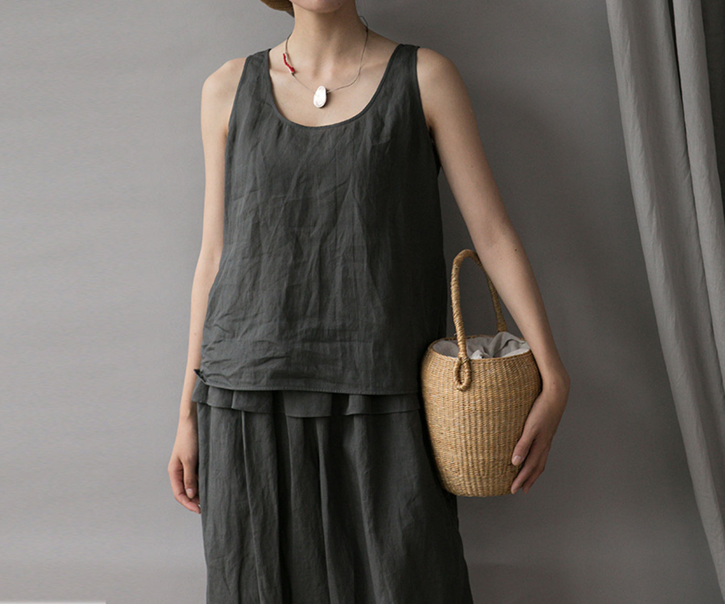 edoa Thin Ramie Tank Top