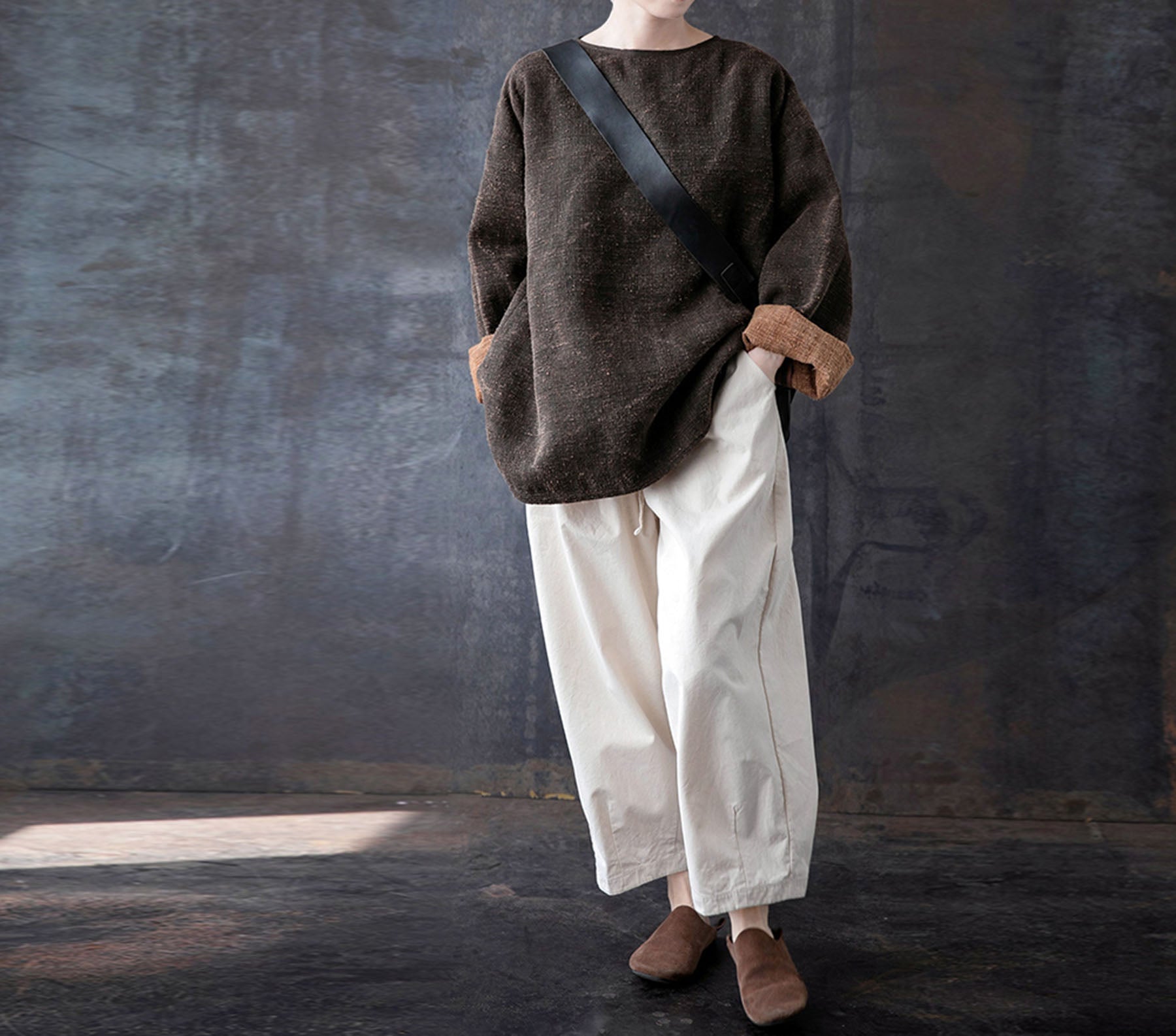 edoa Heavy Weight Mud Tussah Silk Top