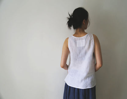 edoa Twisted V Neckline Linen Tank Top