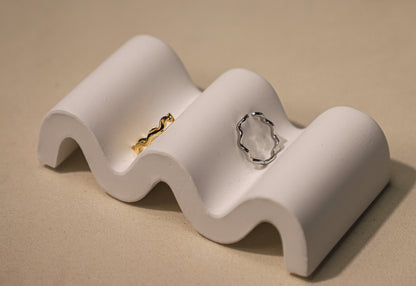 edoa Minimalist Flow Wave Adjustable Ring