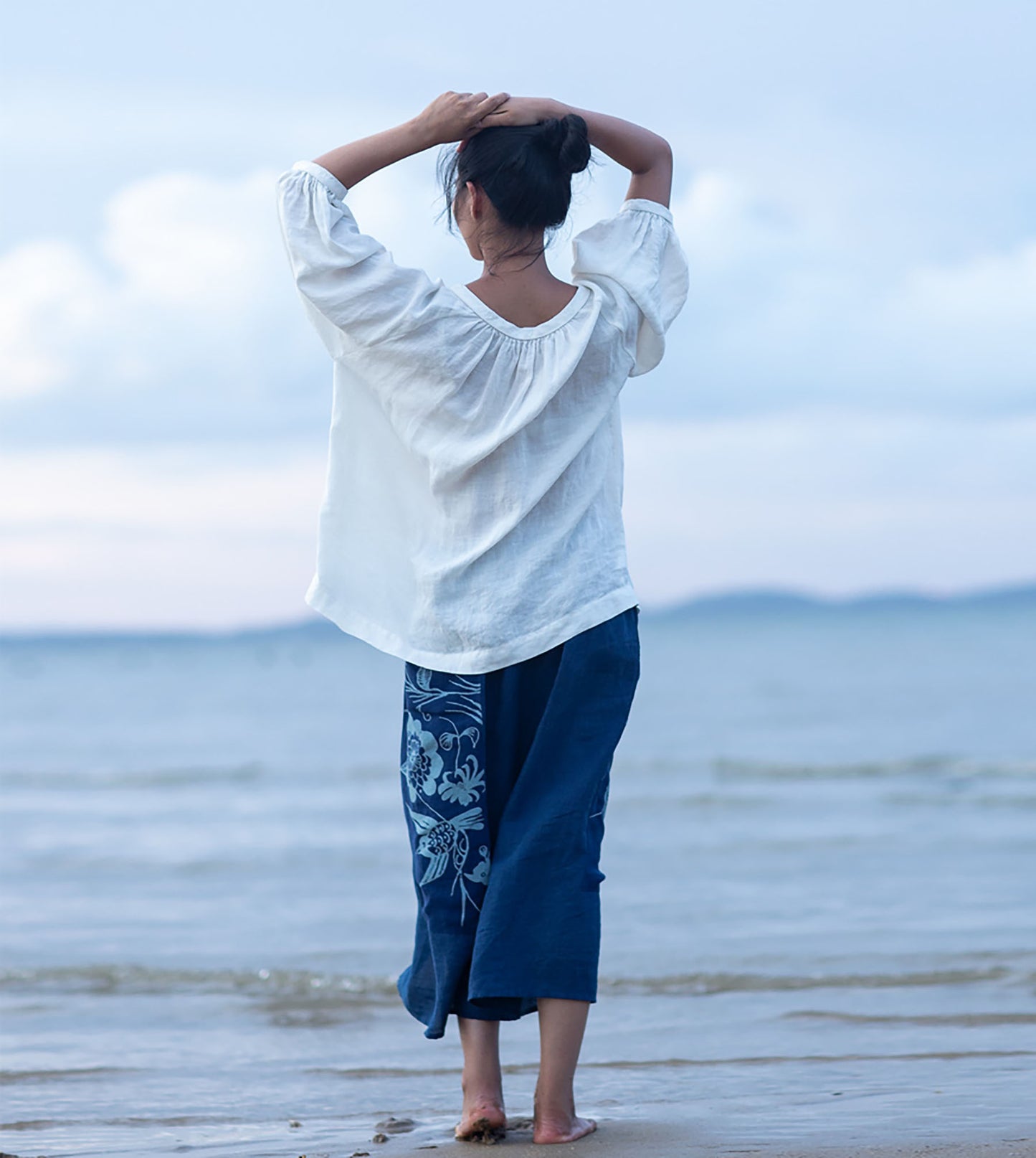 edoa Loose Fitting Linen Lantern Sleeves Gather Blouse