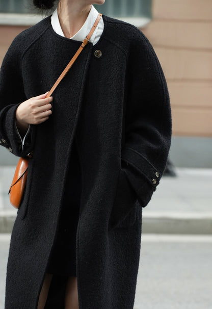 edoa Black Loop-Yarns Wool Trapeze Coat