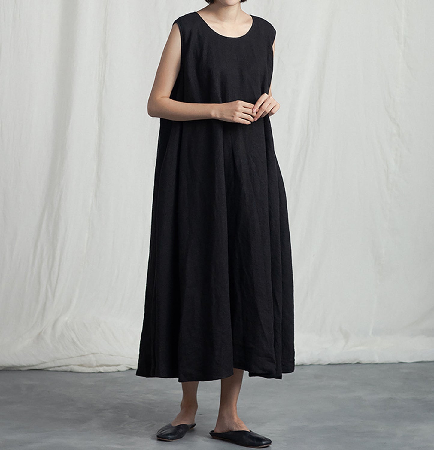 edoa Heavy Weight Linen Lantern Tank Dress