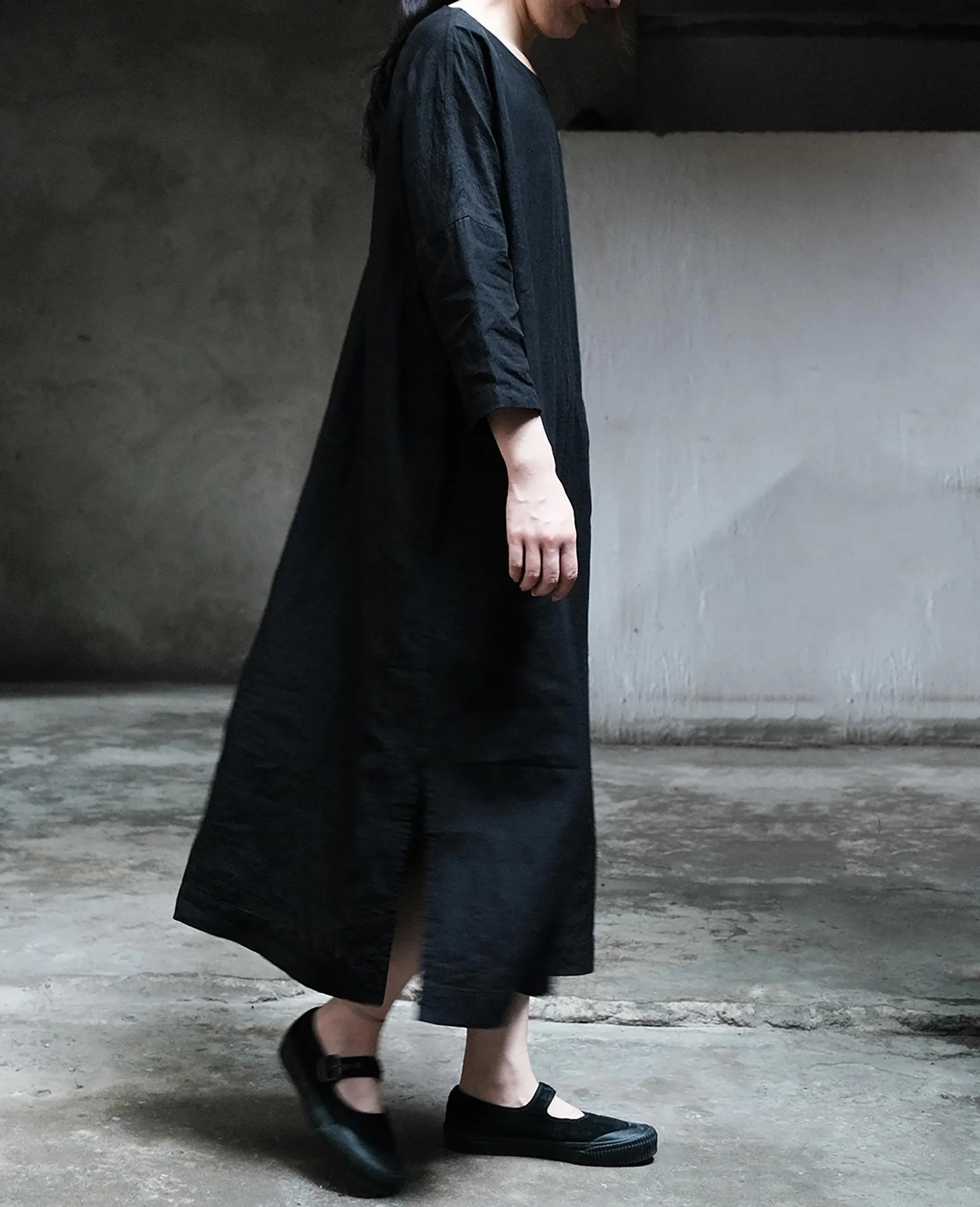 edoa Linen Tie-back Pullover Kaftan Dress