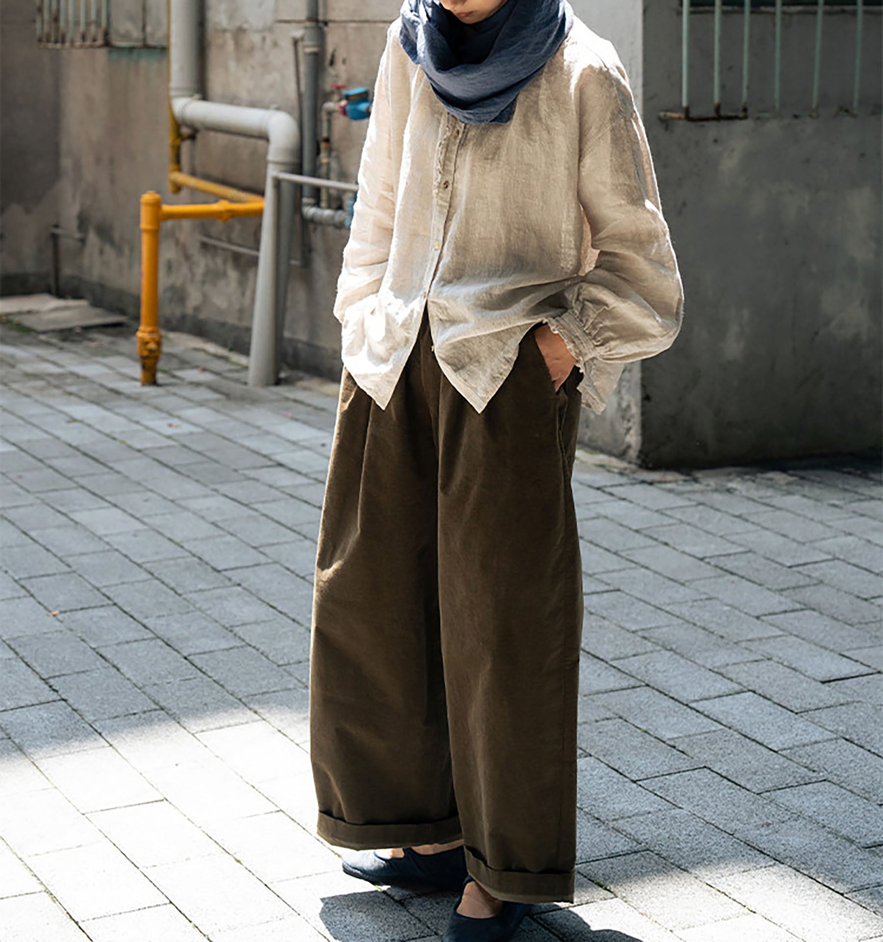 edoa Flax Linen Ruffled Blouse