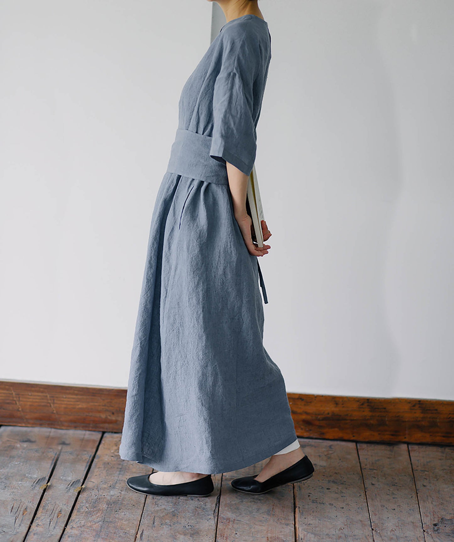 edoa Linen Kaftan Dress with Detachable Belt