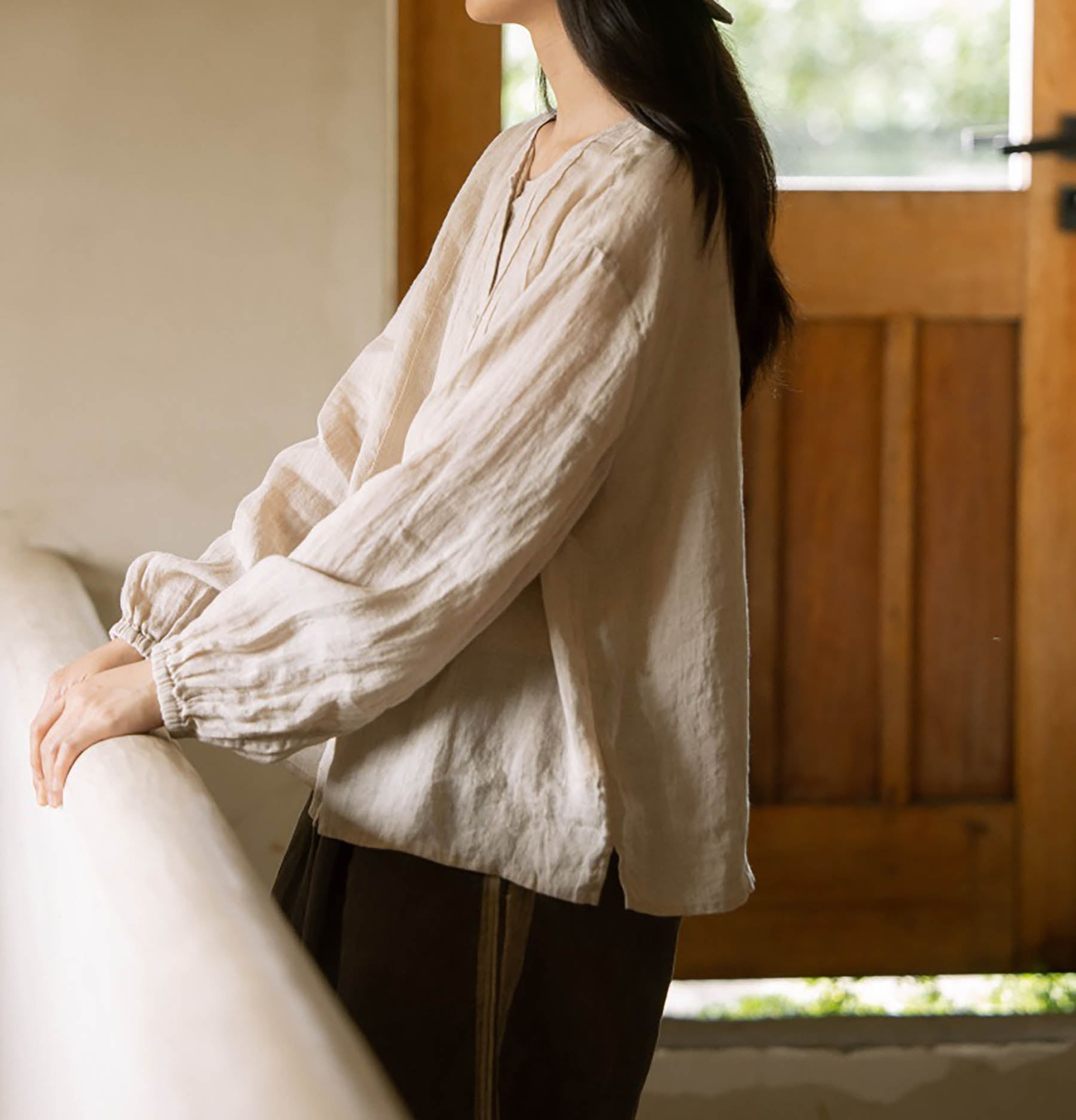 edoa Flax Linen Artist Blouse with Elastic Cuff 