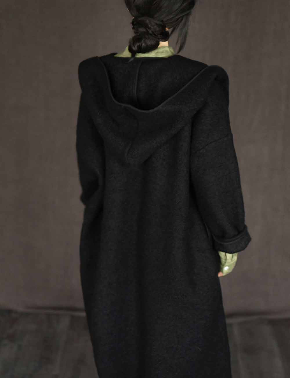 edoa Heavy Weight Bouclé Sorcerer Hooded Coat