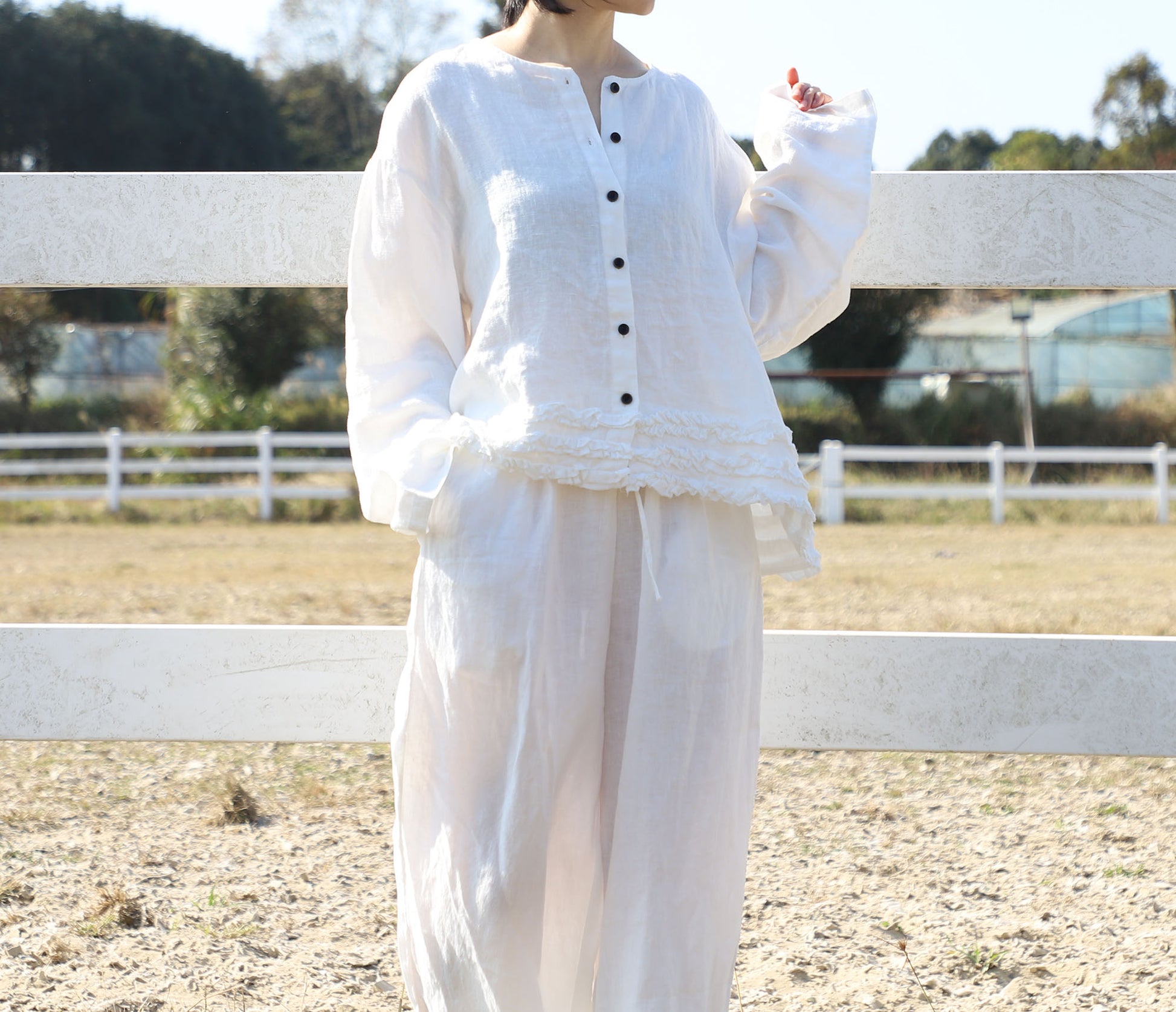 edoa Loose White Linen Blouse with flounces