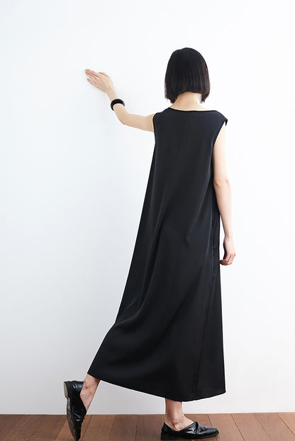 edoa Heavy Weight Mulberry Silk Sleeveless Dress