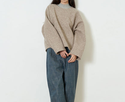 edoa Boiled Wool Minimalist Pullover Top