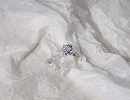 edoa Vintage Snow Flake Diamond Ring