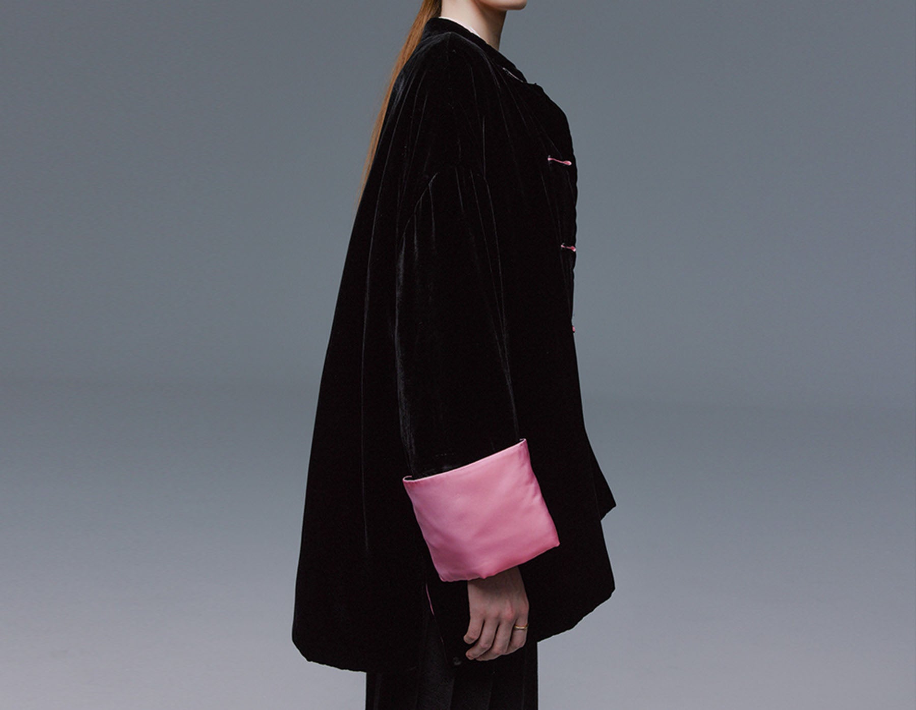 edoa Black Silk Velvet Puffer Jacket