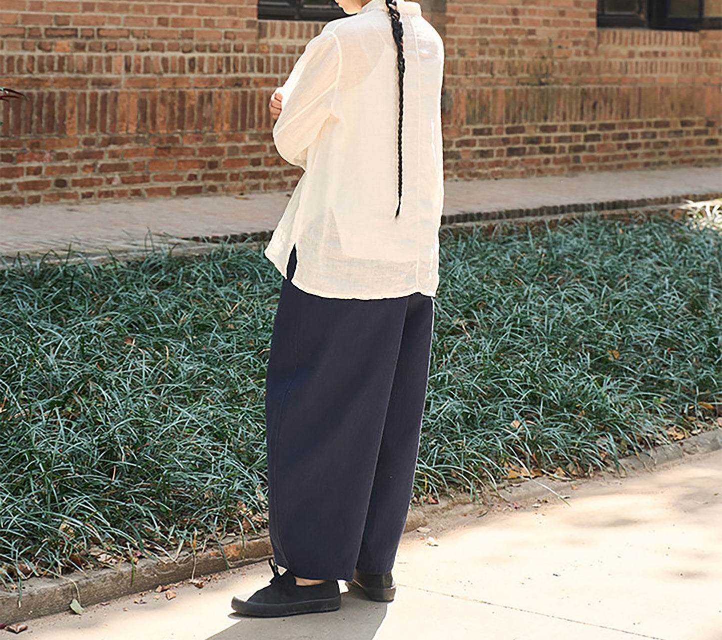 edoa Relaxed White High Count Linen Blouse