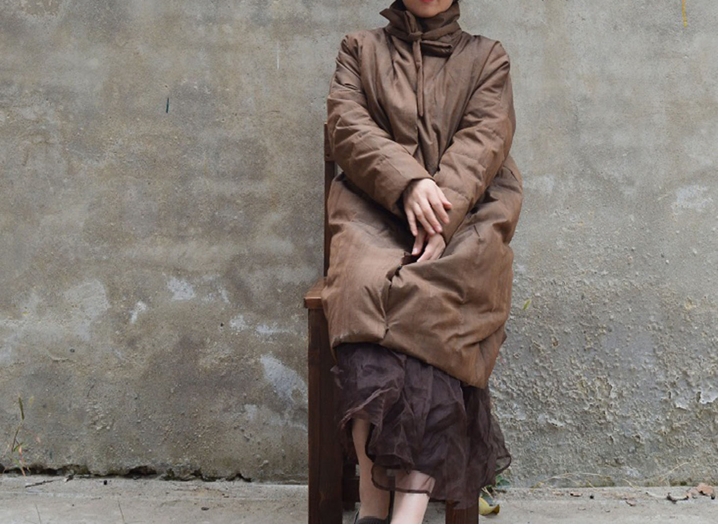 edoa Loose Fitting Dupioni Silk Cocoon Shape Down Coat