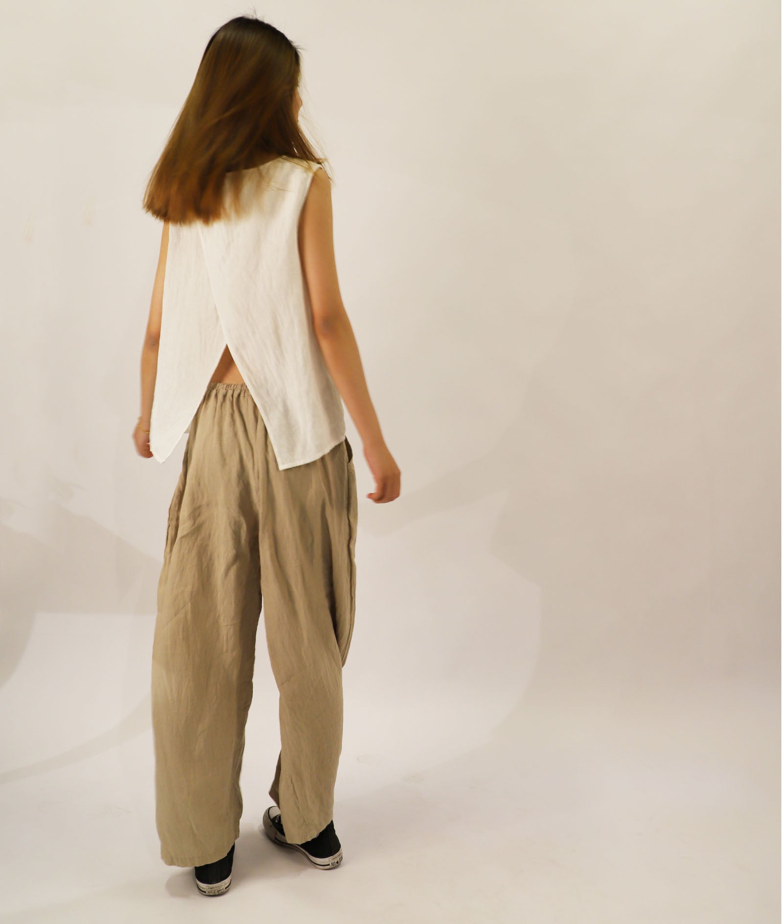 edoa Washed Linen Cross Back Tank
