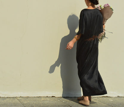 edoa Loose Fitting Elastic Mud Silk Crepe Satin Dress with Hand Embroidery