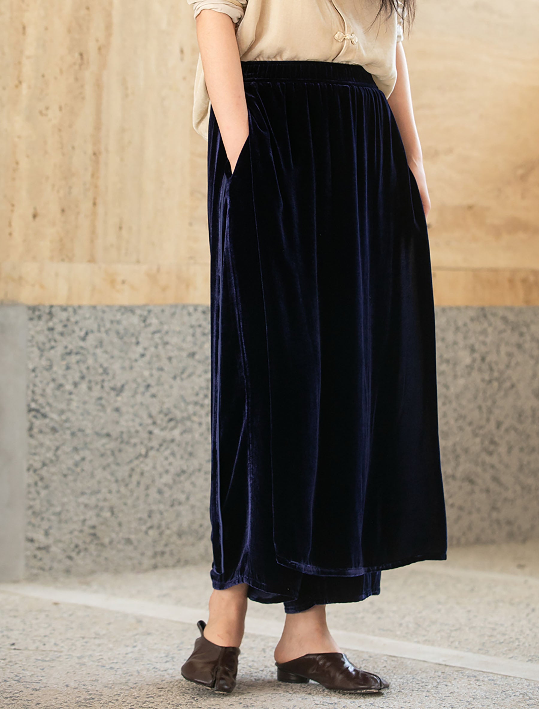 edoa Silk Velvet Apron Pants