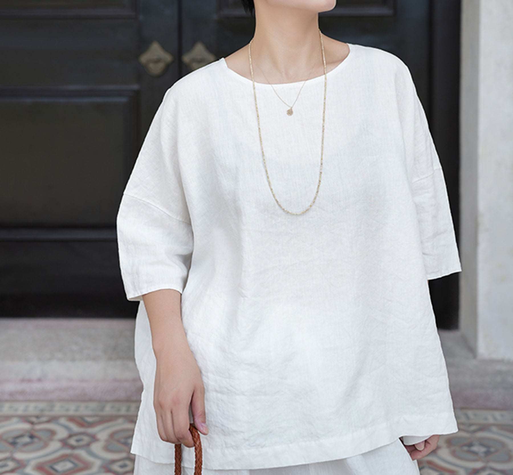 edoa Super Loose White Heavy Weight Washed Linen Tee