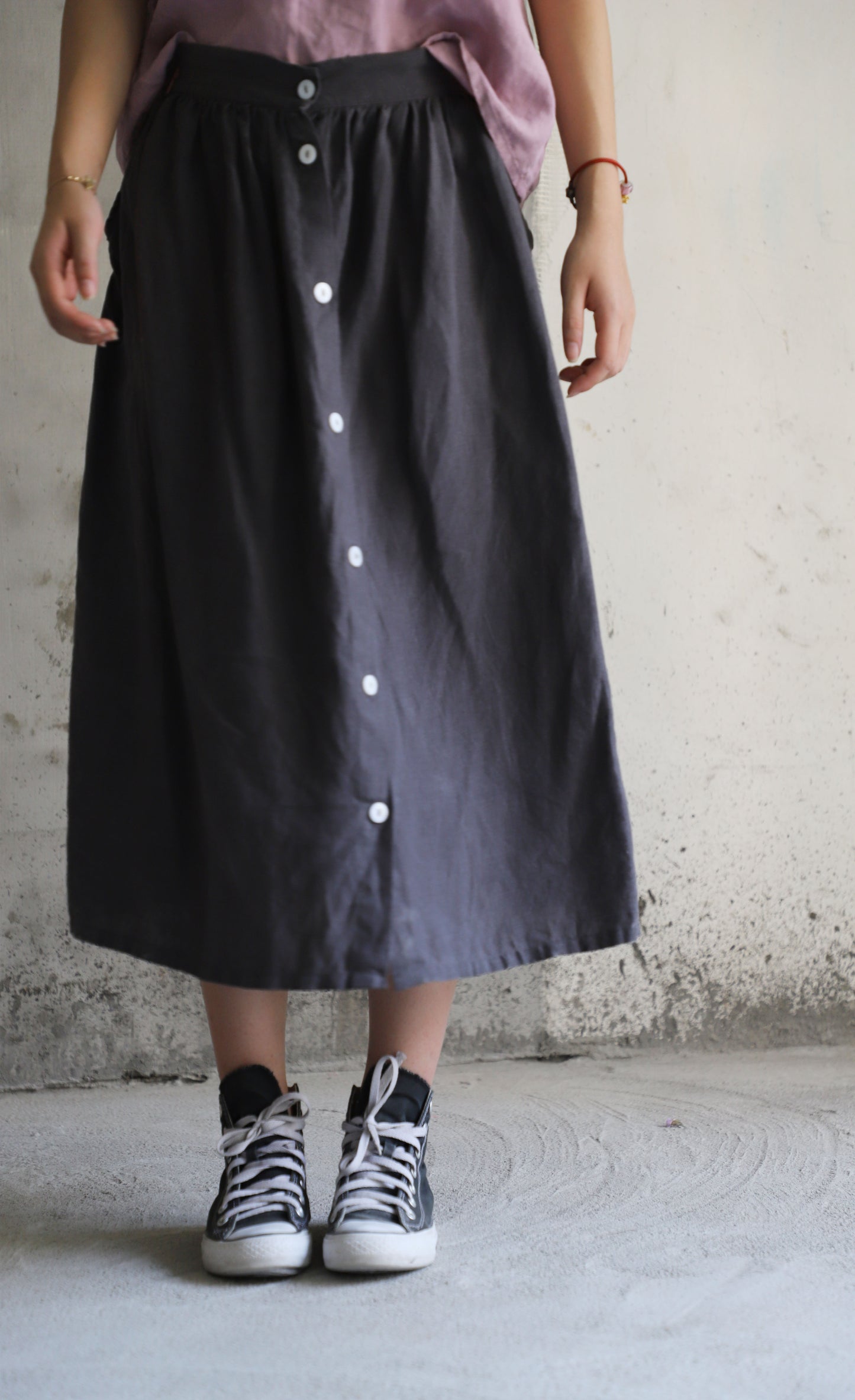 edoa Pleated Linen Midi Skirt