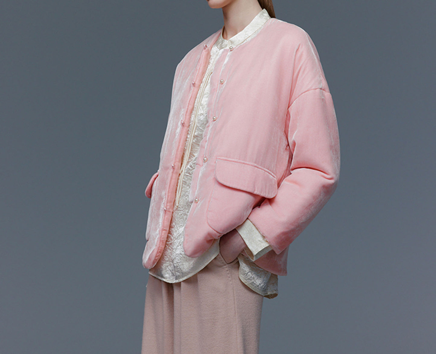 edoa Silk Velvet Quilted Jacket 
