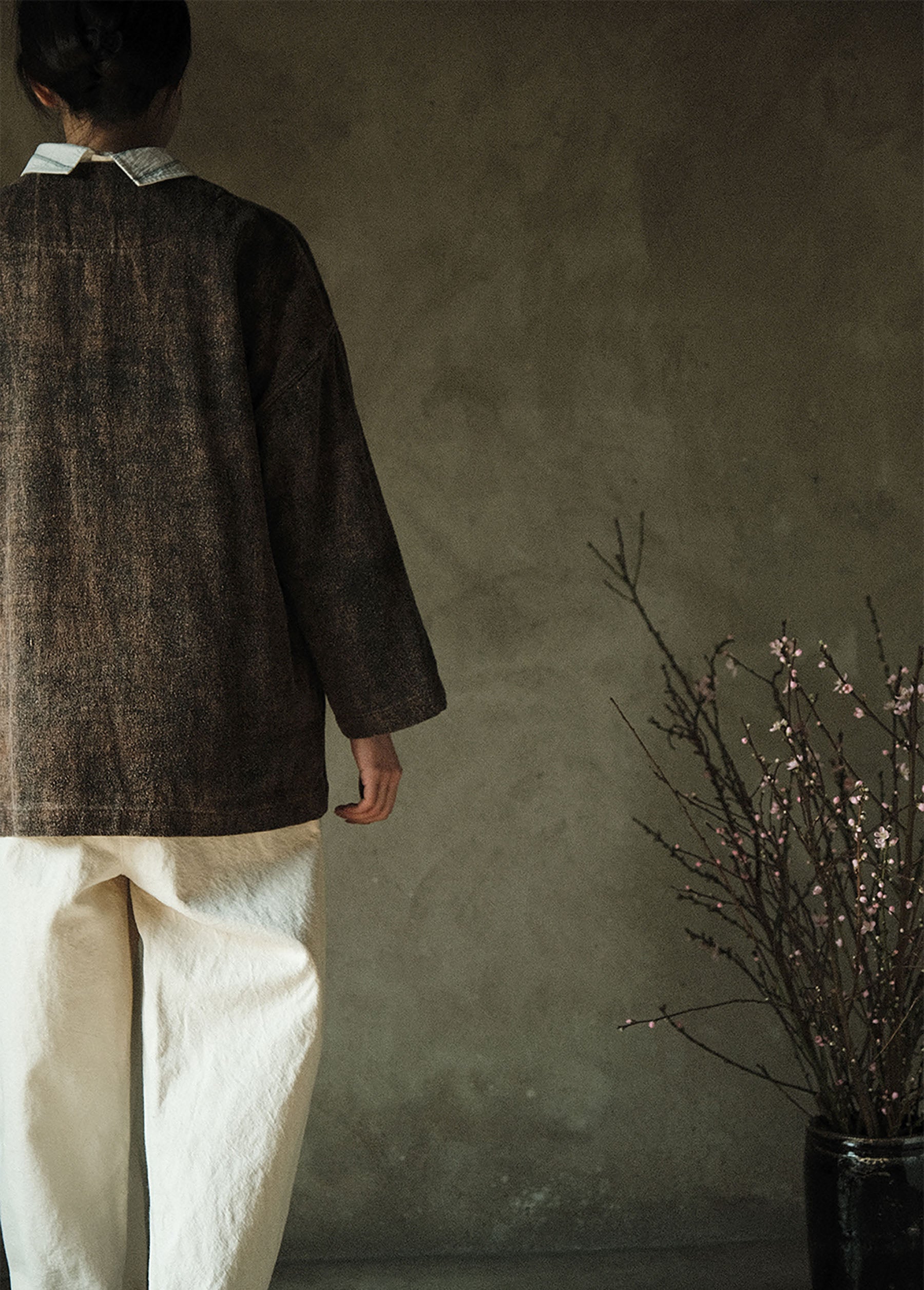 edoa Mud Tussah Silk Slant Placket Jacket 