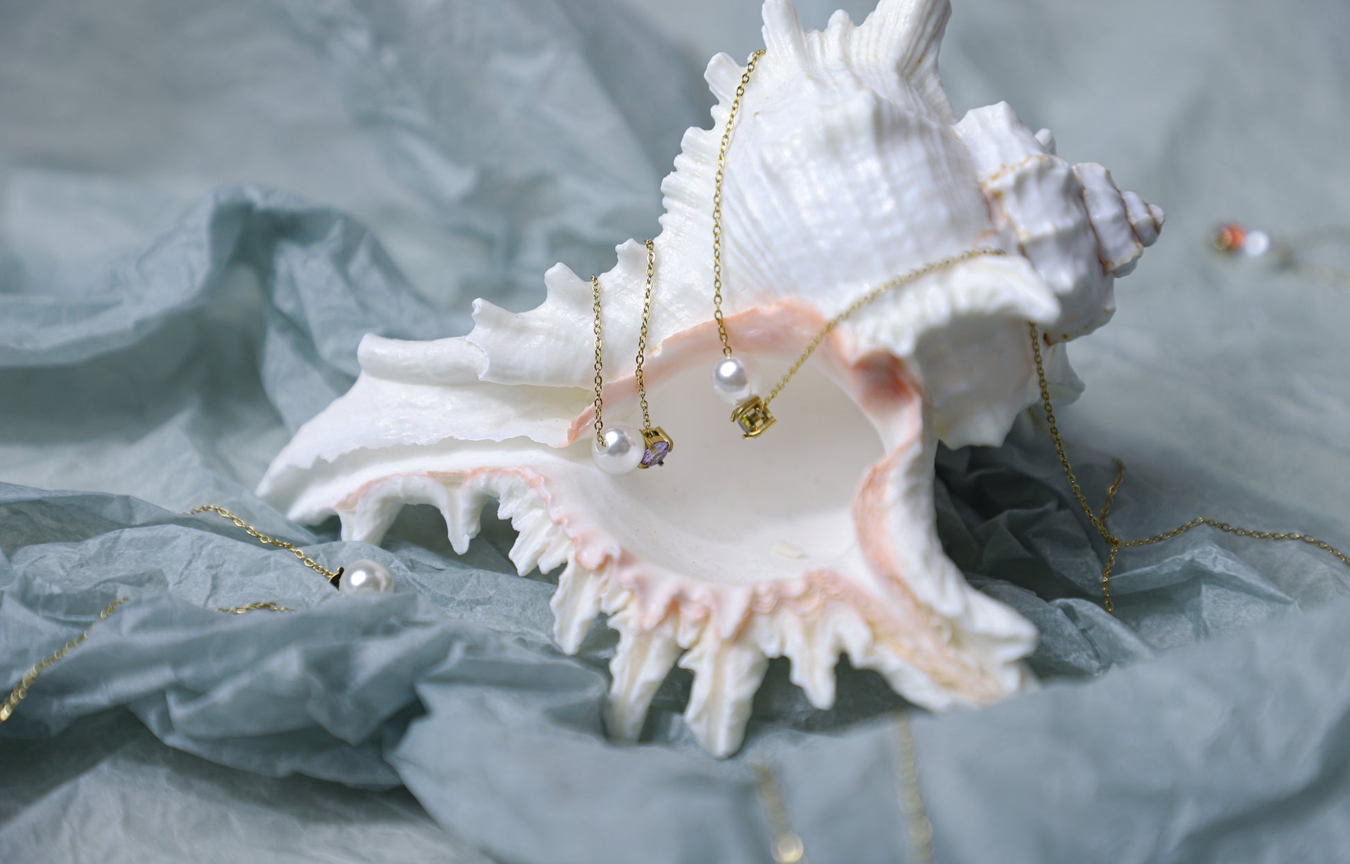 edoa Peal and Birthstone Duo Clavicle Chain