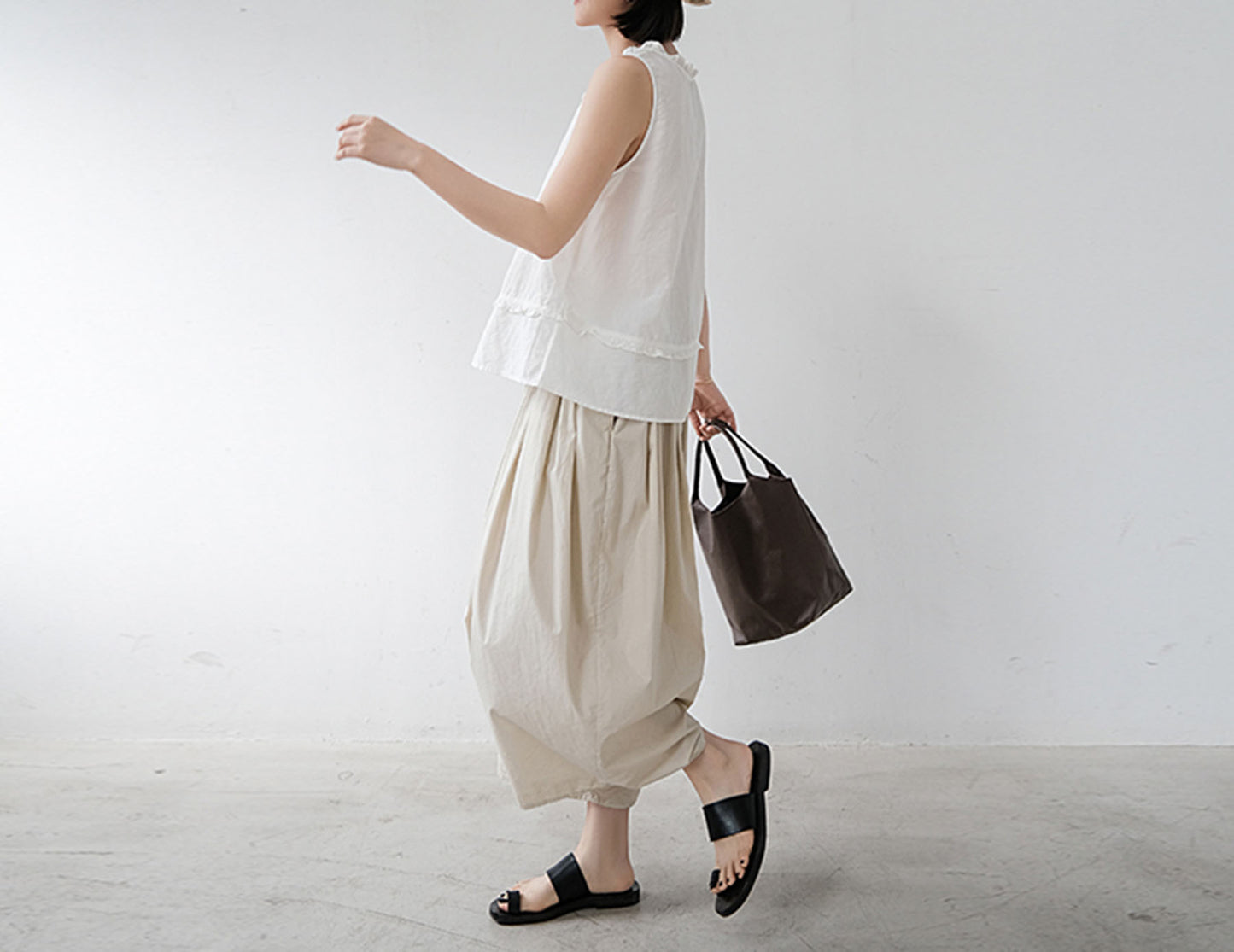 edoa Linen A-line Ruffle Tank Top