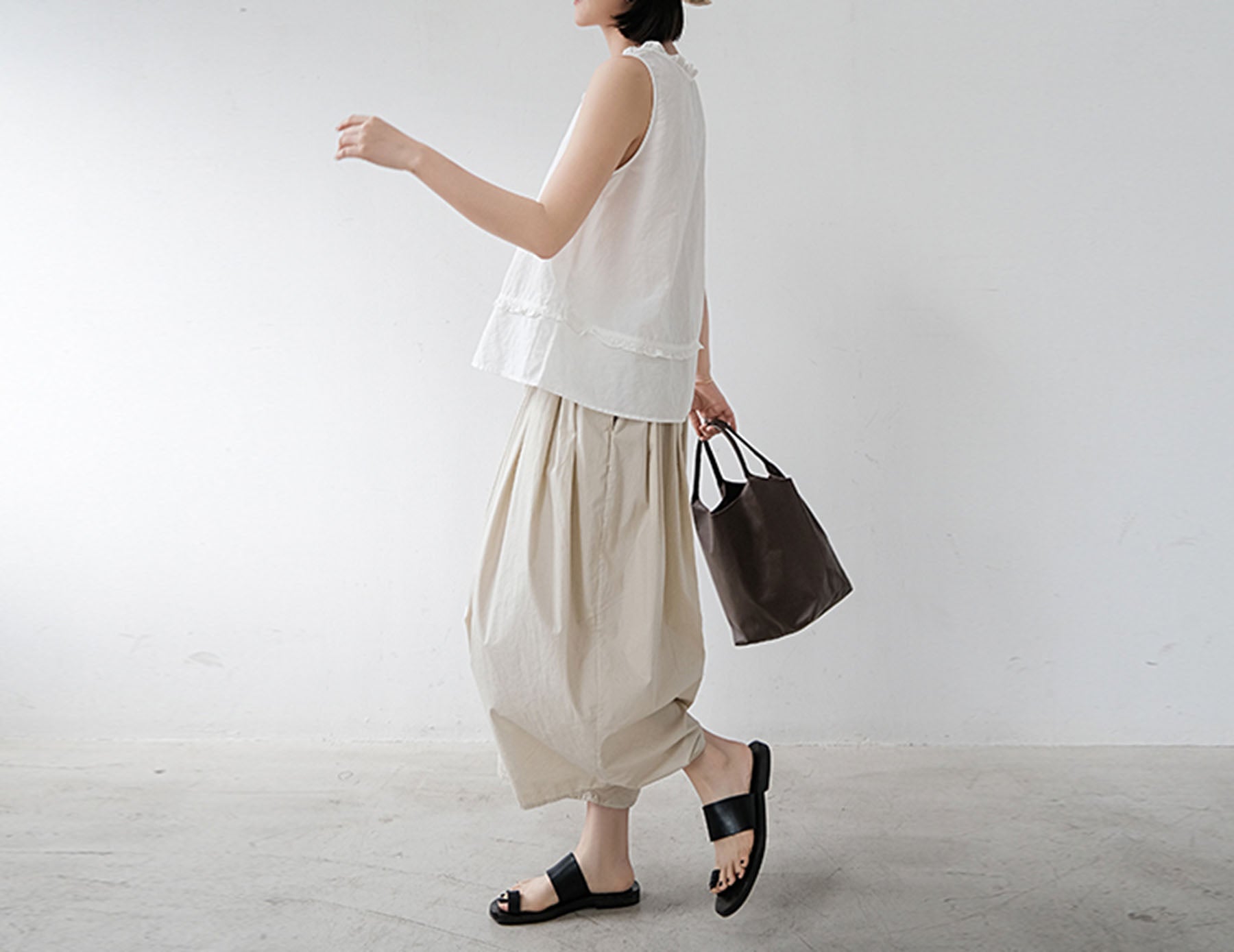 edoa Linen A-line Ruffle Tank Top