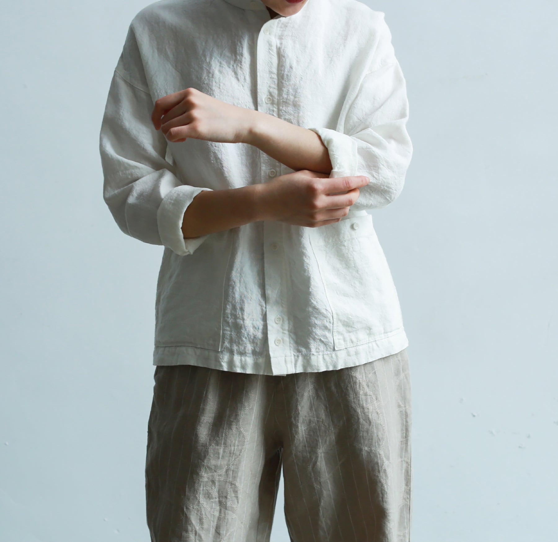 edoa Stand Collar White Loose Linen Shirt