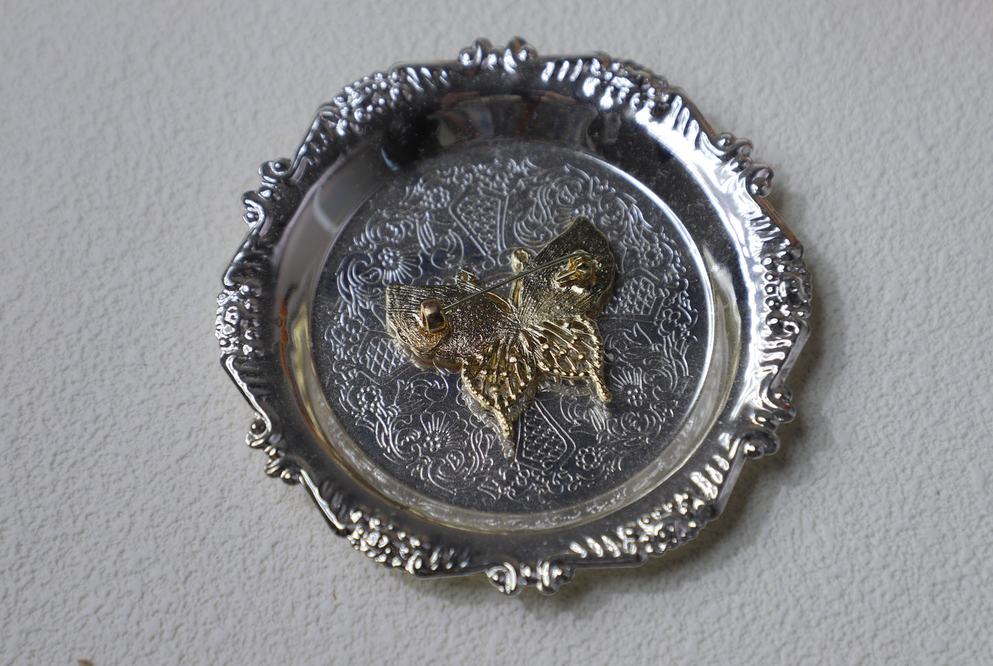 edoa Butterfly Mother of Pearl Emerald Brooch