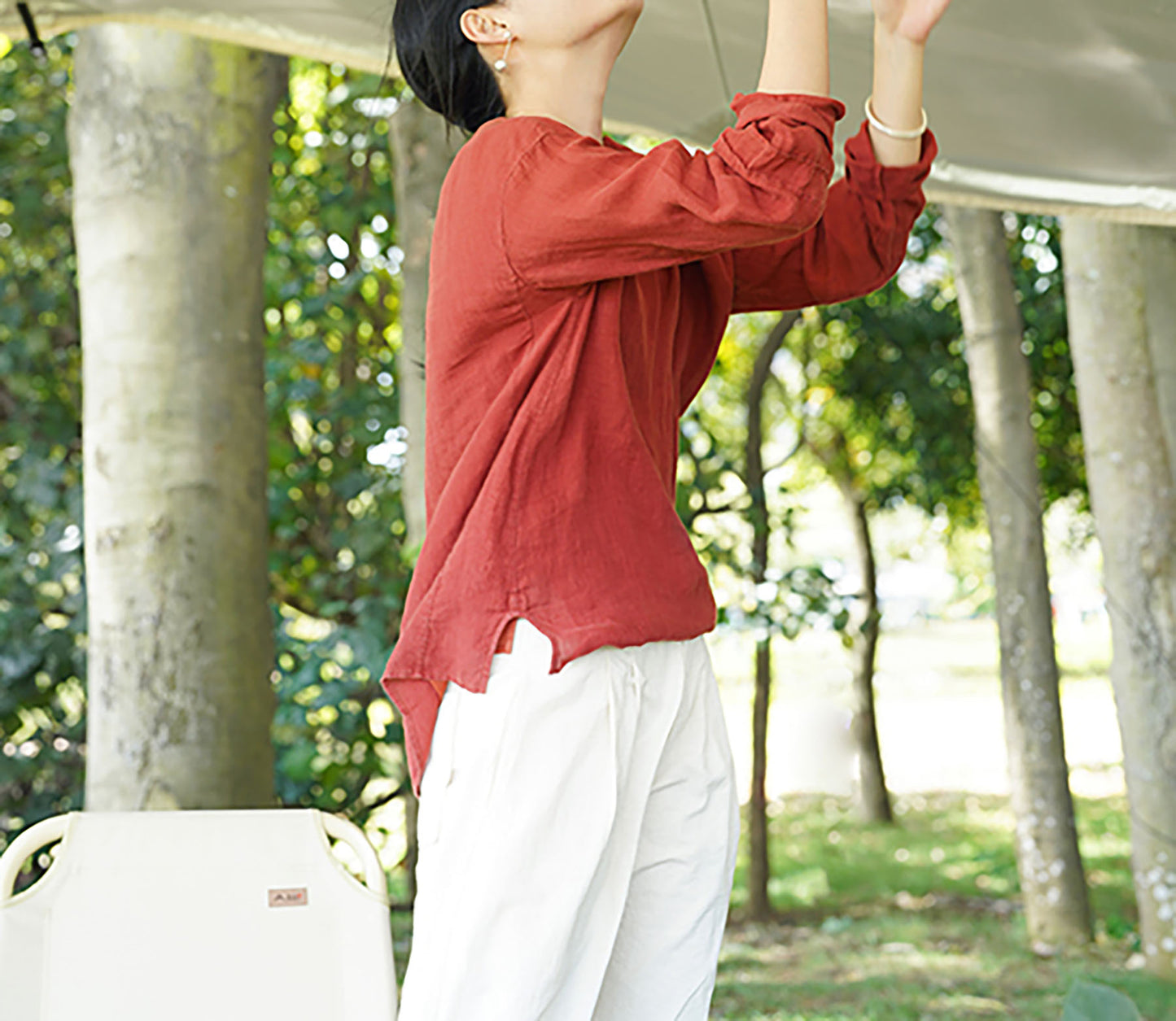 edoa Loose Fitting Linen Top