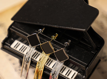 edoa Nocturne Fringe Geometric Black Onyx Earrings