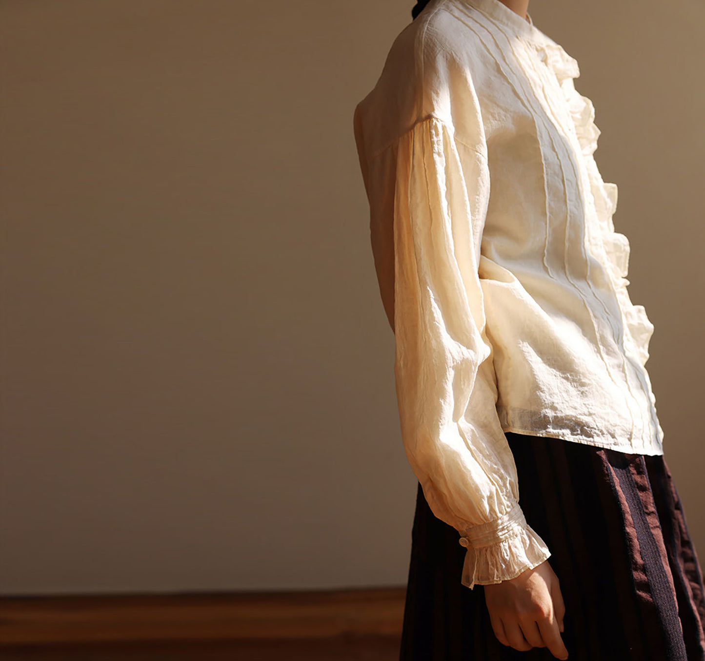 edoa Elegant Double-layer High Counted Long Staple Cotton Pintucked Ruffle Blouse
