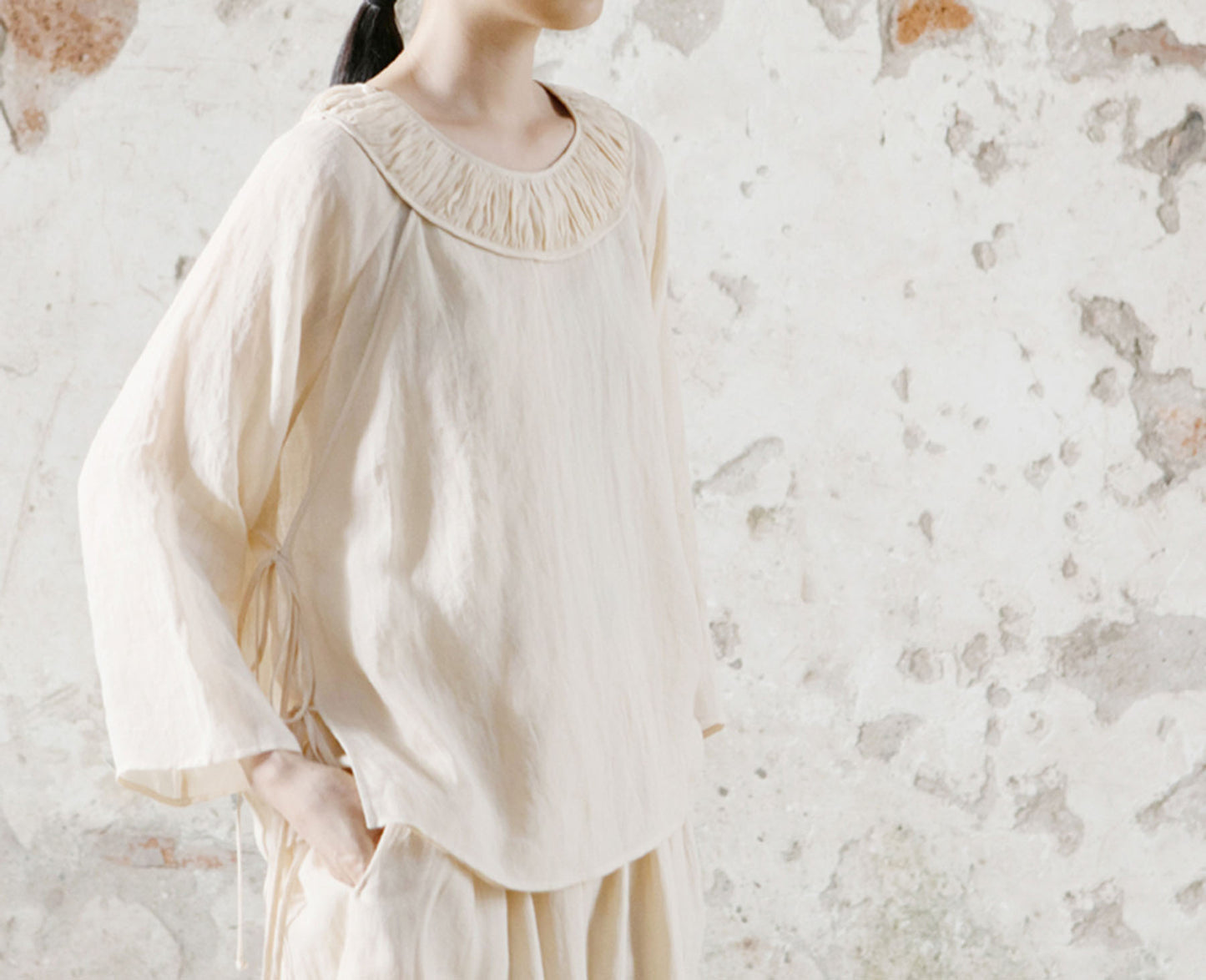 edoa Detachable Ruffle Collar Ramie Flared Blouse