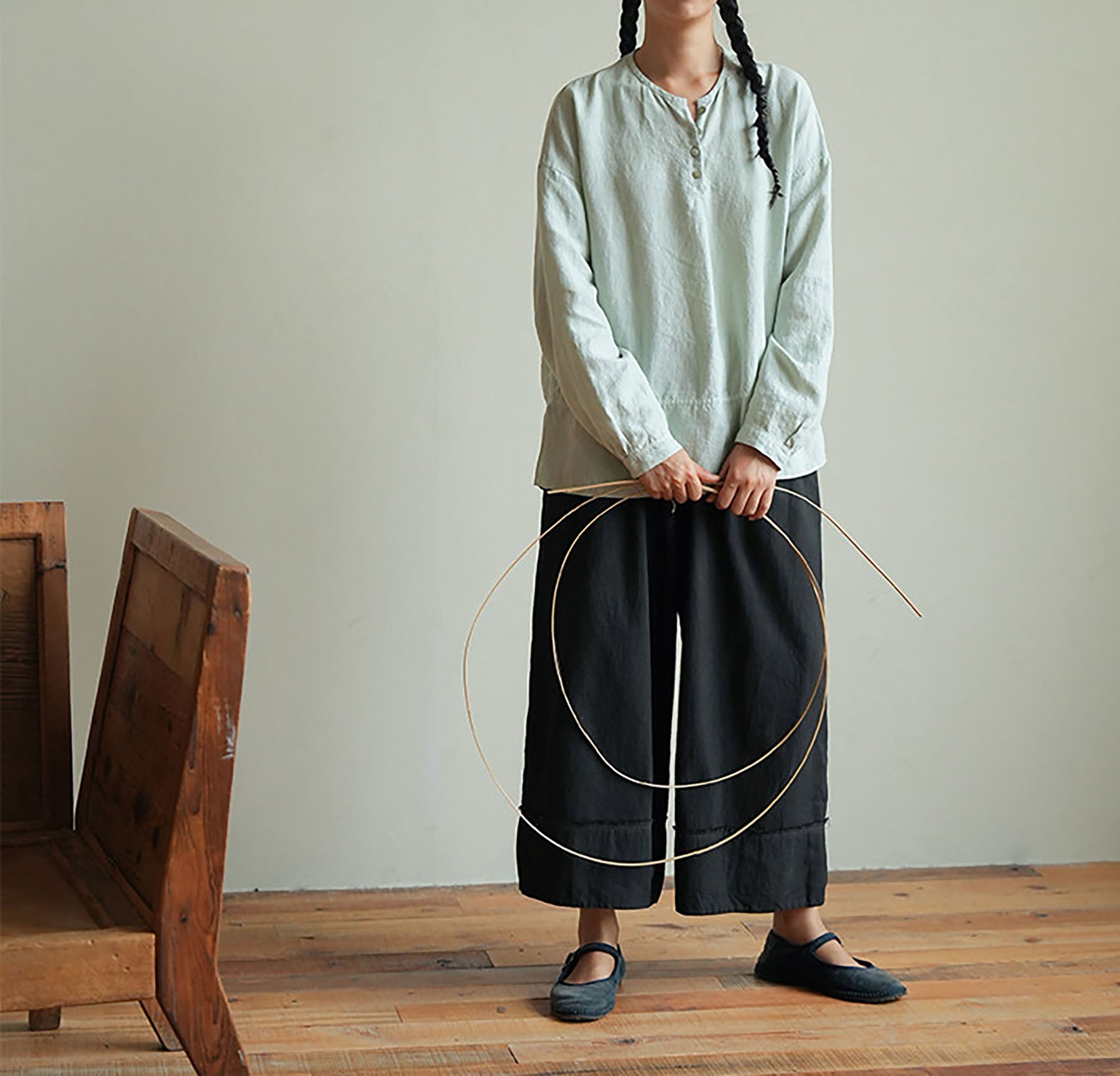 edoa Mint Green Linen Long Sleeve Artist Pullover Shirt