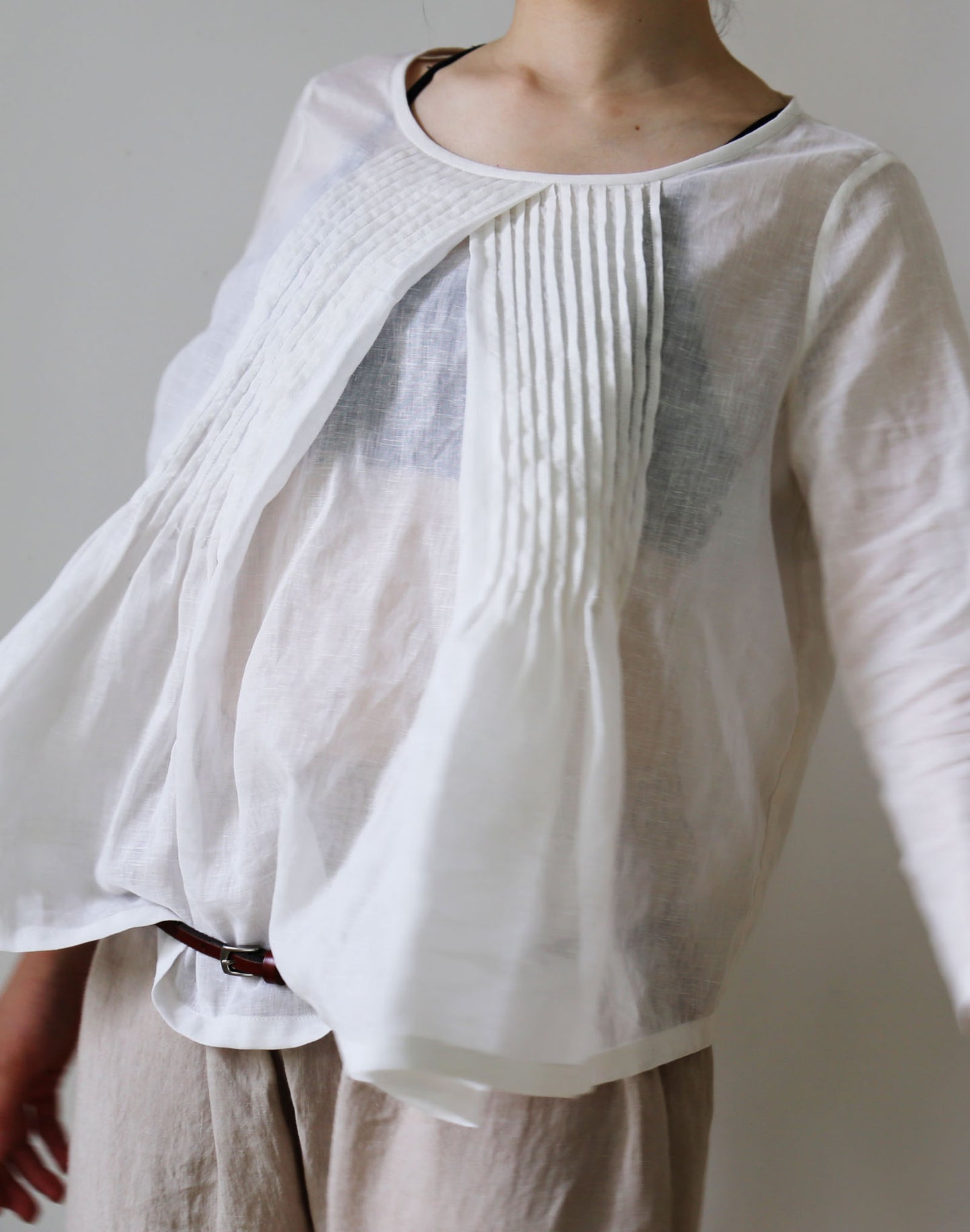 edoa Linen Cotton blend Pleated Top