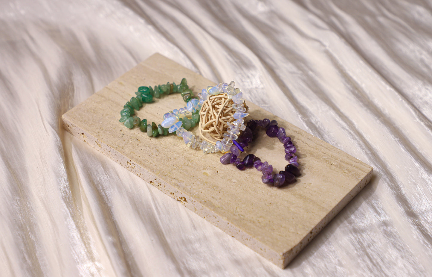 edoa Raw Crystal Healing Stone Chip Bracelet