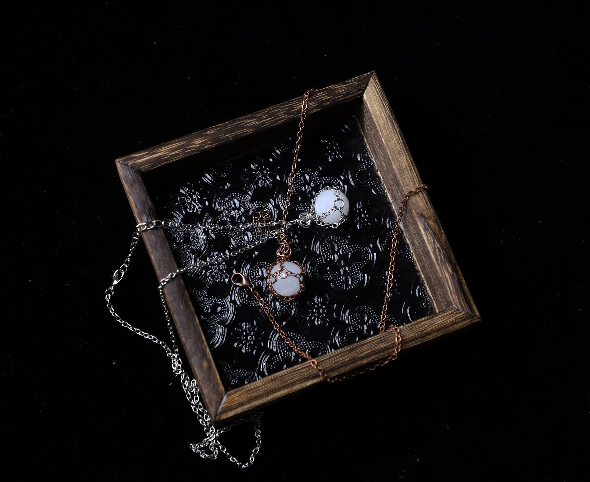 edoa Captured Moon Natural White Crystal Necklace