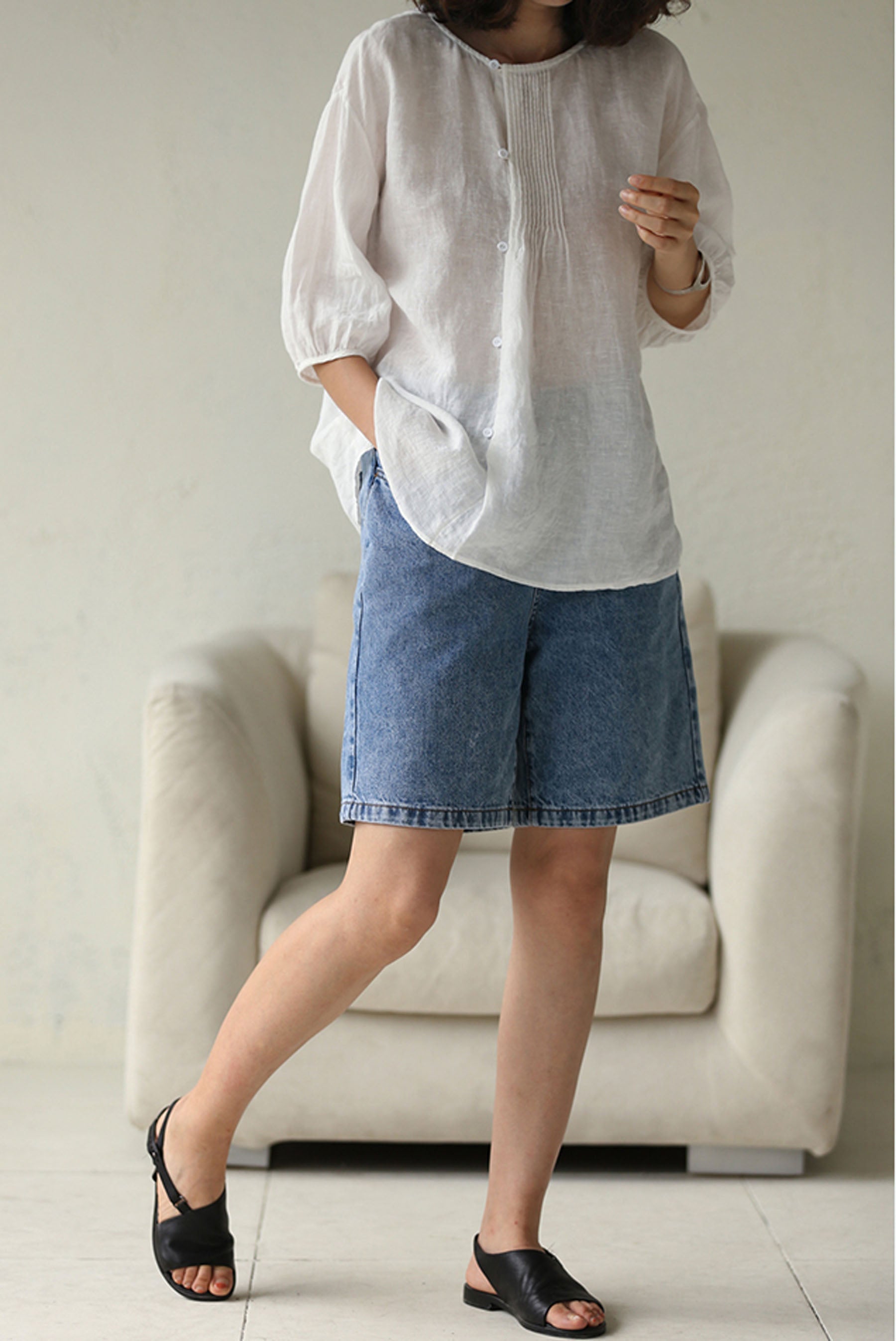 edoa Pintucked Thin Linen Blouse