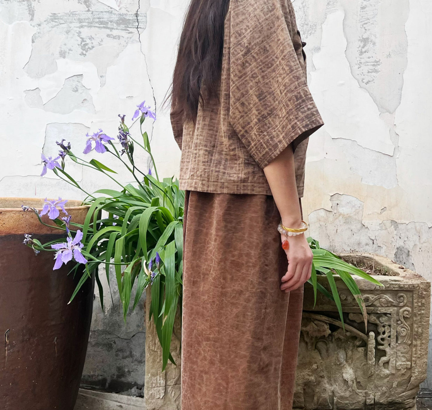 edoa Handmade Cracked Mud Silk Pants