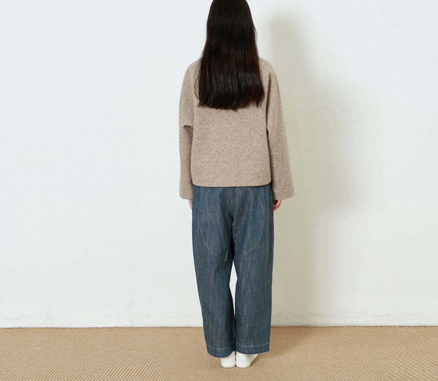 edoa Boiled Wool Minimalist Pullover Top
