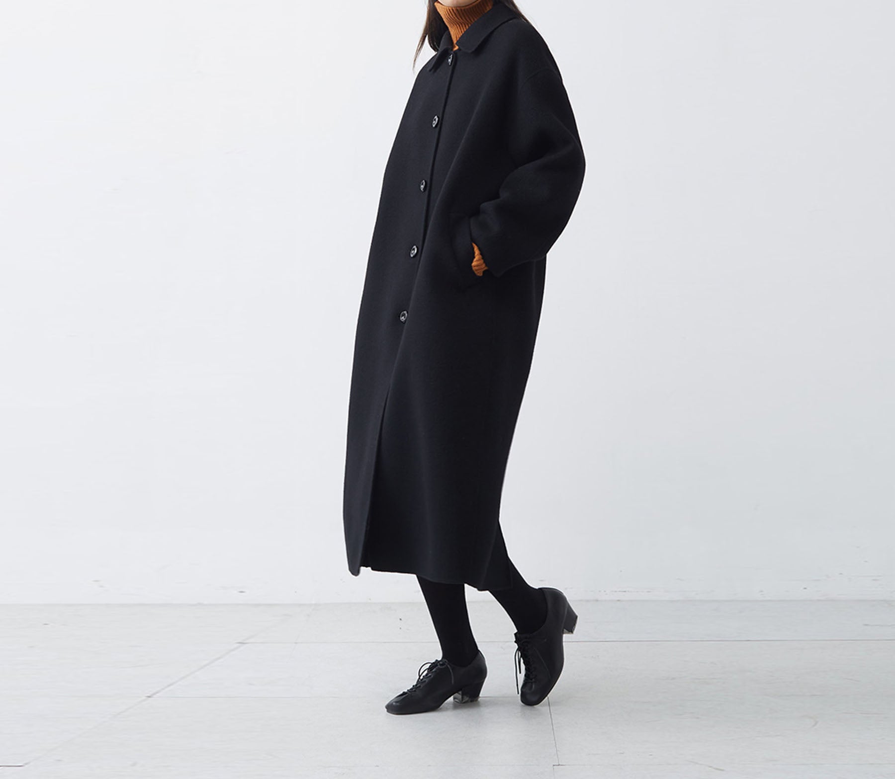 edoa Classic Wool Oversized Cocoon Coat