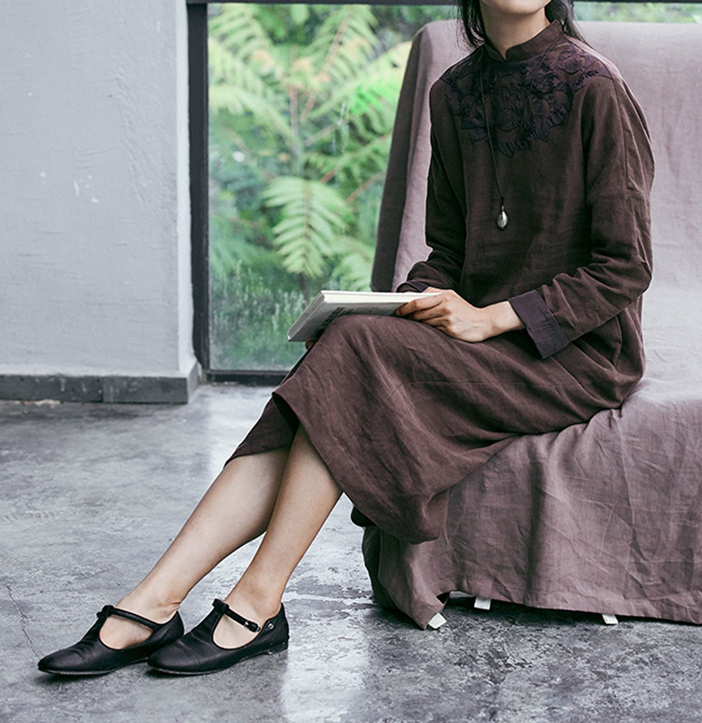 edoa Washed Linen Applique Qipao Dress