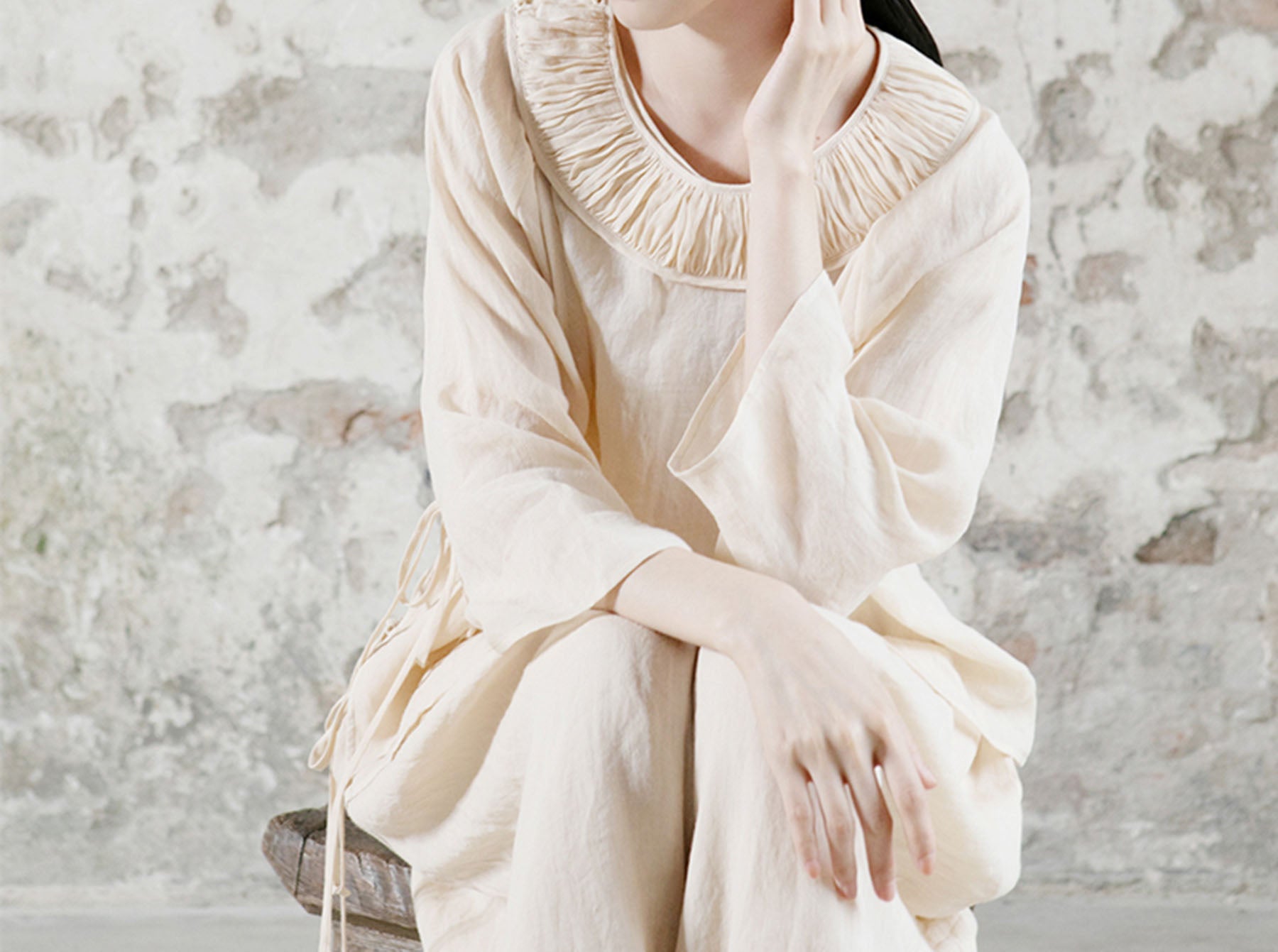 edoa Detachable Ruffle Collar Ramie Flared Blouse