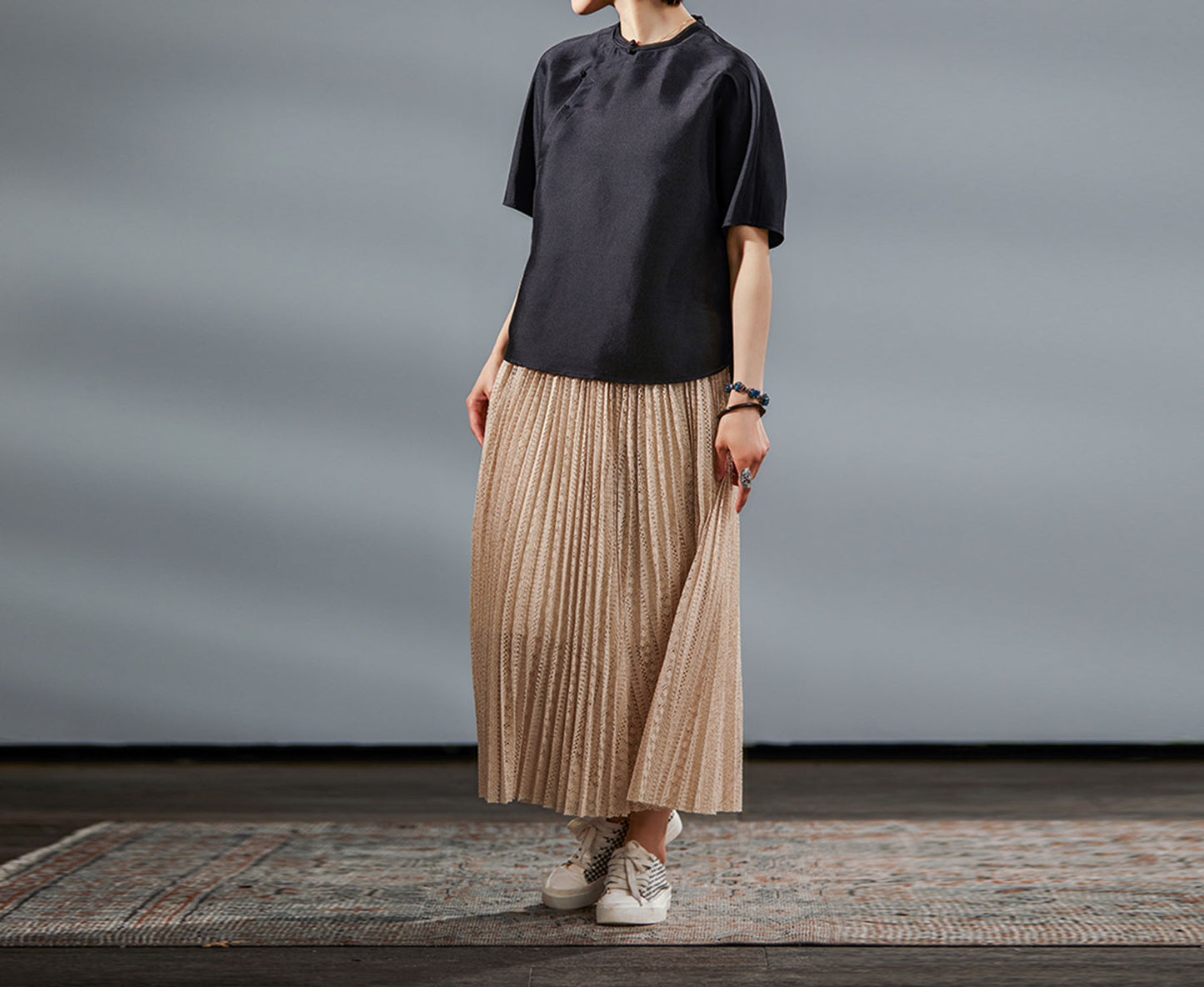 edoa Dupioni Silk Modified Qipao Half Sleeve Top